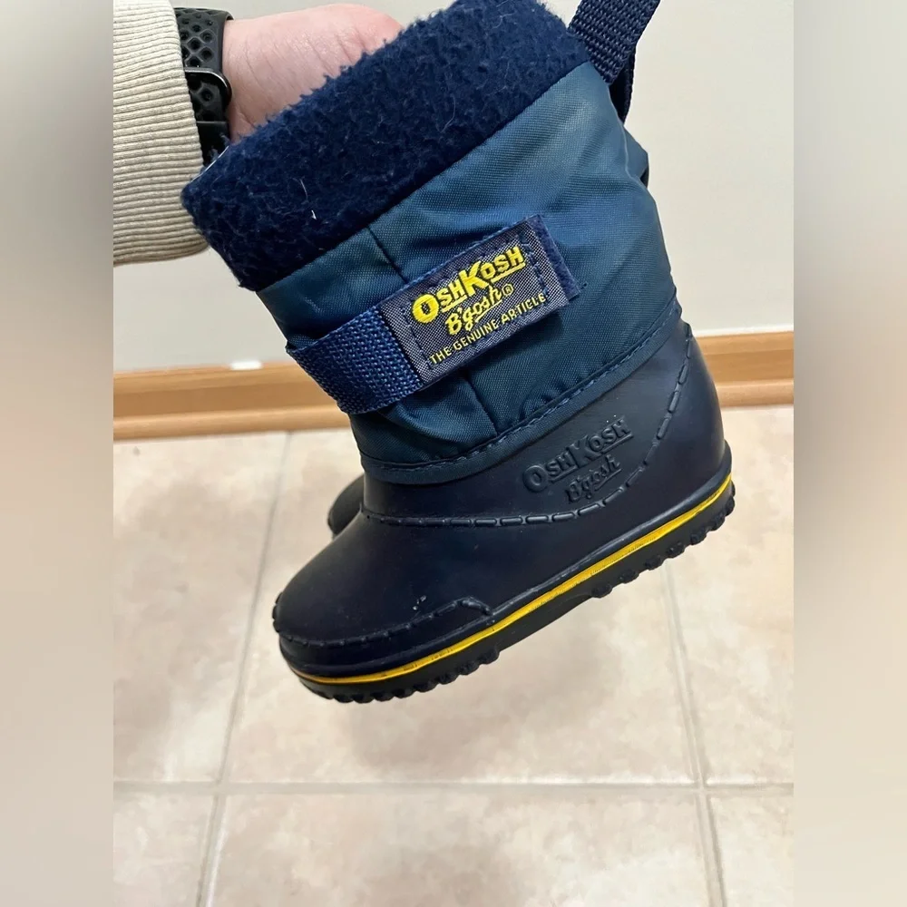 OshKosh B'gosh toddler boots